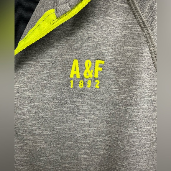 Abercrombie & Fitch Heather Gray Jacket with Neon Yellow Details - Picture 4 of 13